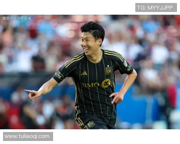 沙斯辛与保德比的激烈对决揭示足球战术与团队精神的较量